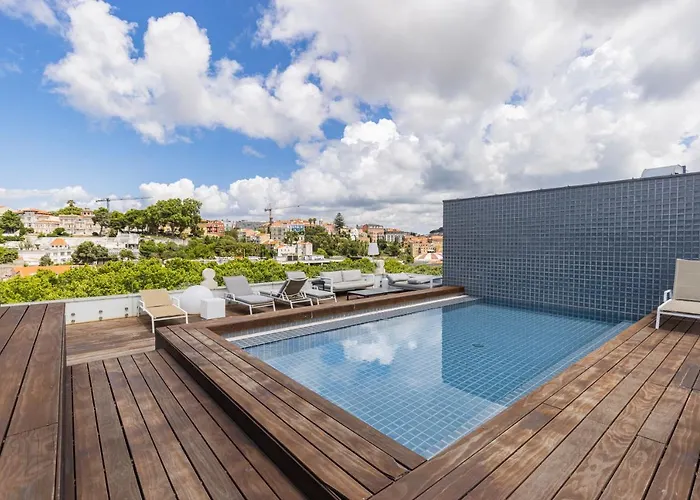 Liberdade Elegance W/Rooftop Pool By Lovelystay